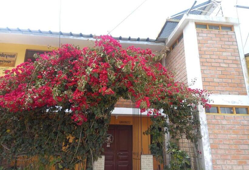 Monkeywasi Climbing Hostel