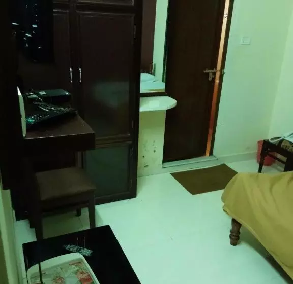 ホテル Anandkrishna Residency