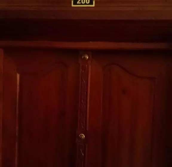 ホテル Anandkrishna Residency