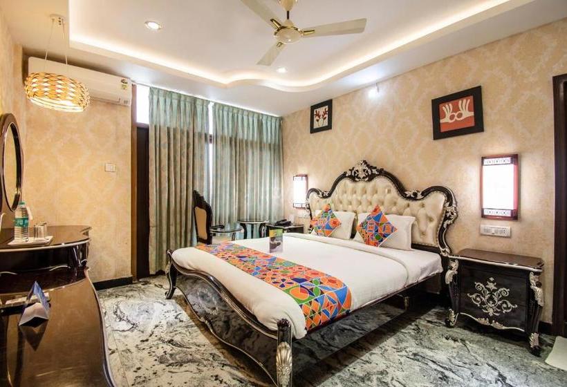 فندق Fab Nk Courtyard