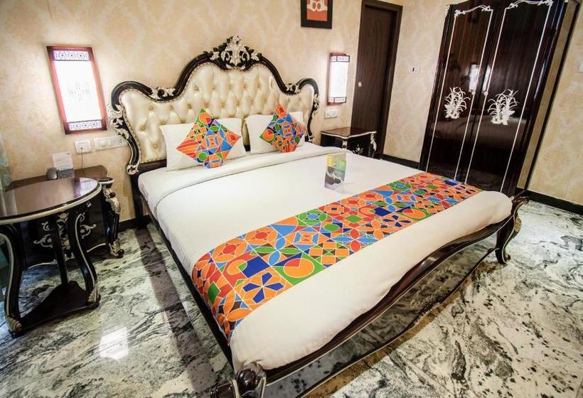 فندق Fab Nk Courtyard