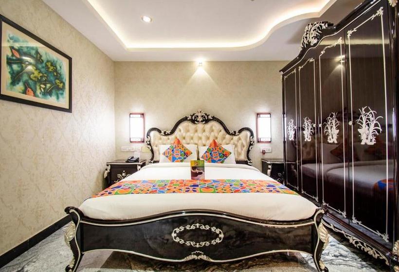 فندق Fab Nk Courtyard