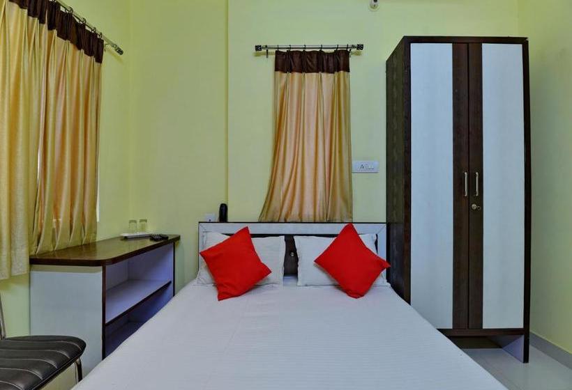 Отель Krishna Inn