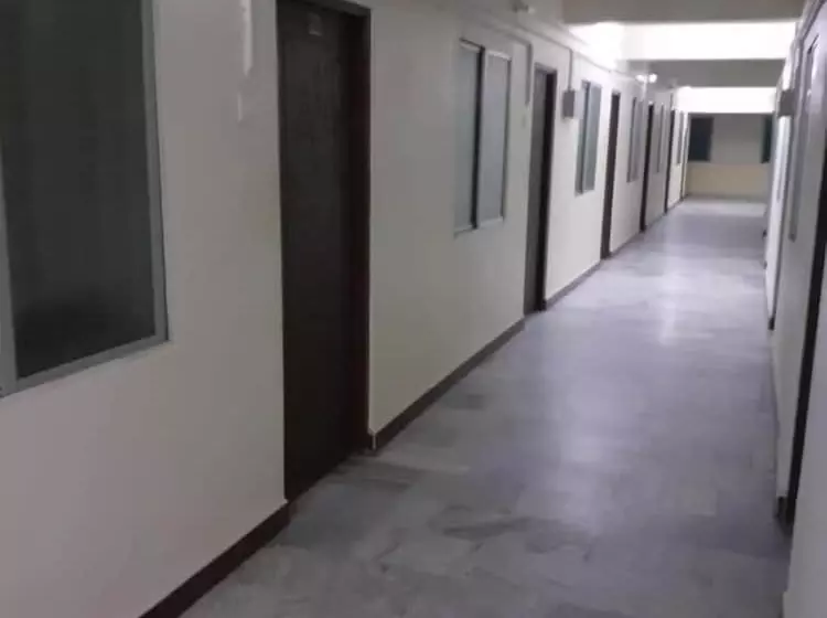 Hotelli Paradise Inn