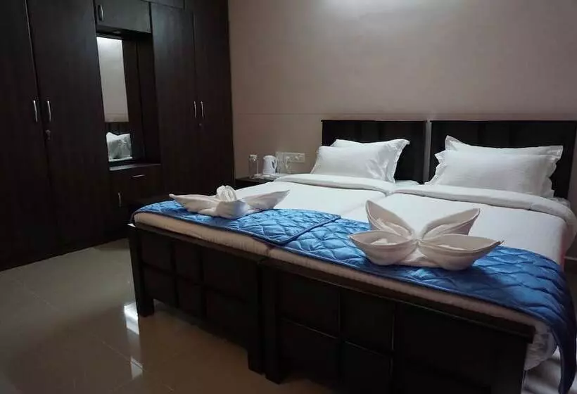 ホテル Solitaire Service Apartments