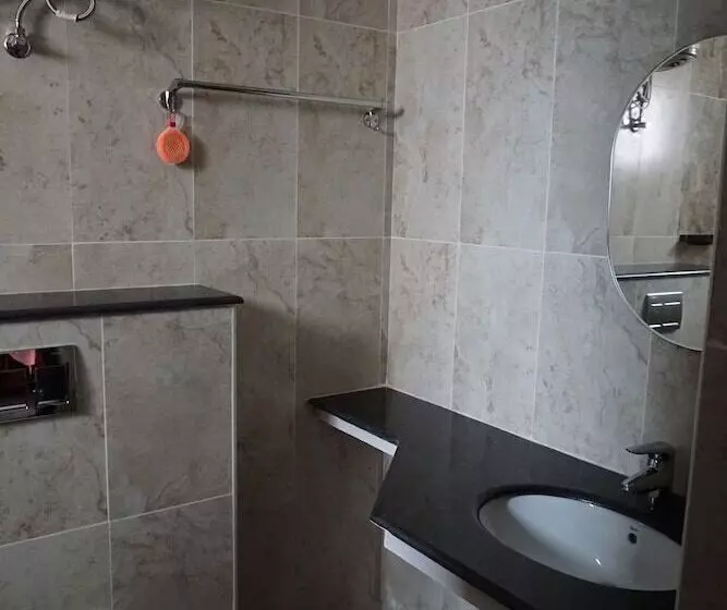 ホテル Solitaire Service Apartments