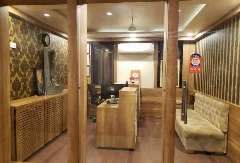 Lijoy Hotel & Restra