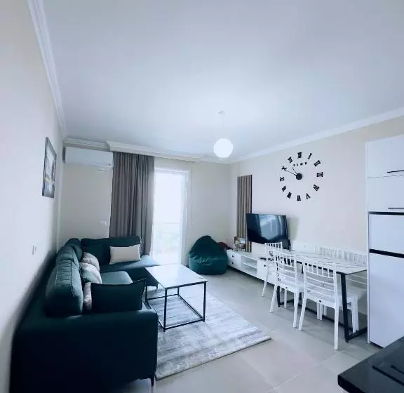 Molla Hotel Restorant