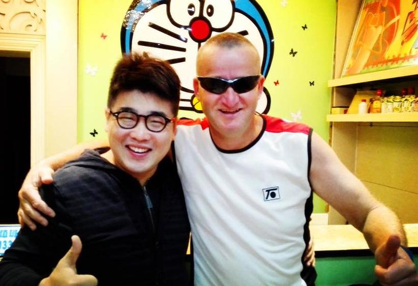 هاستل Doraemon Inn