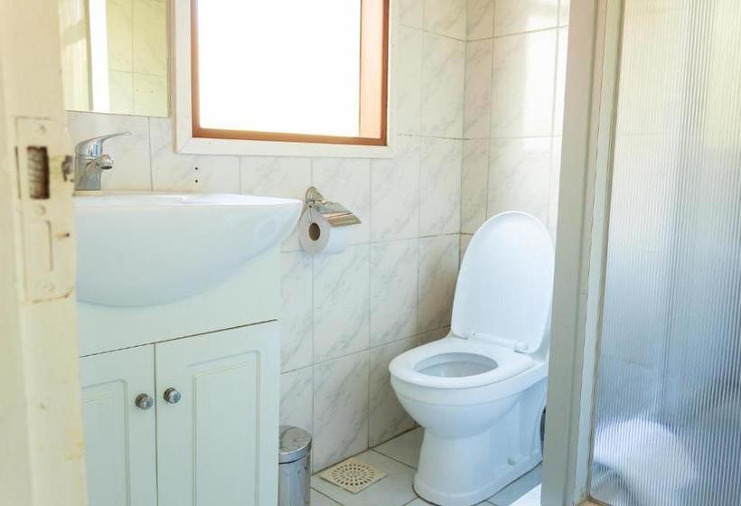 هاستل Hostal Katemu