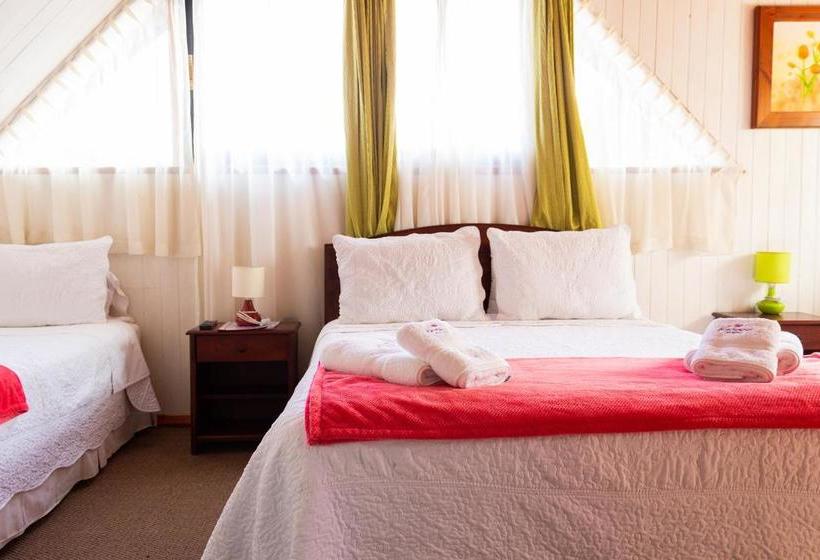 هاستل Hostal Katemu