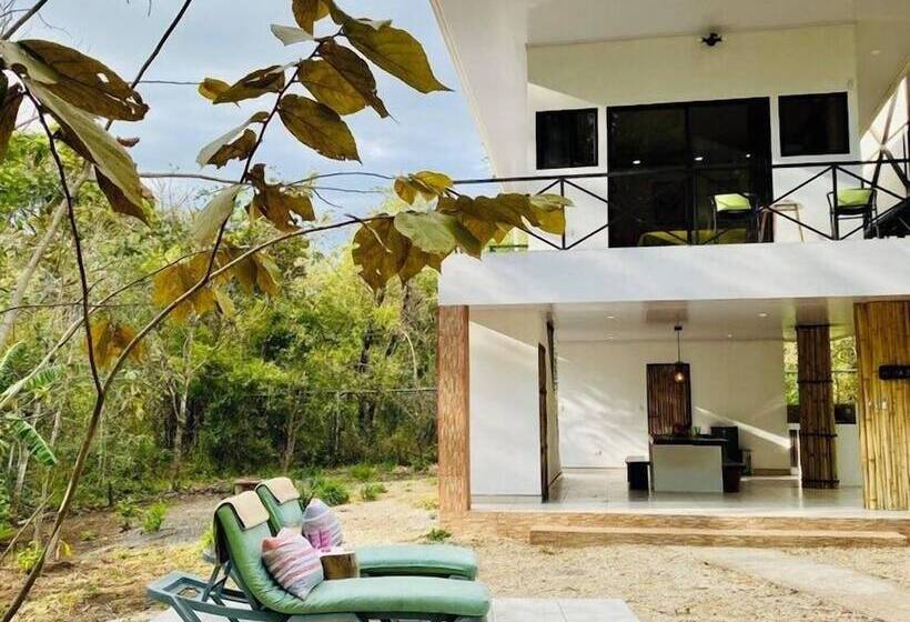 Bed and Breakfast Antema Lodge Secteur Tamarindo, Piscine, Yoga, Gym, Jungle Et Paix