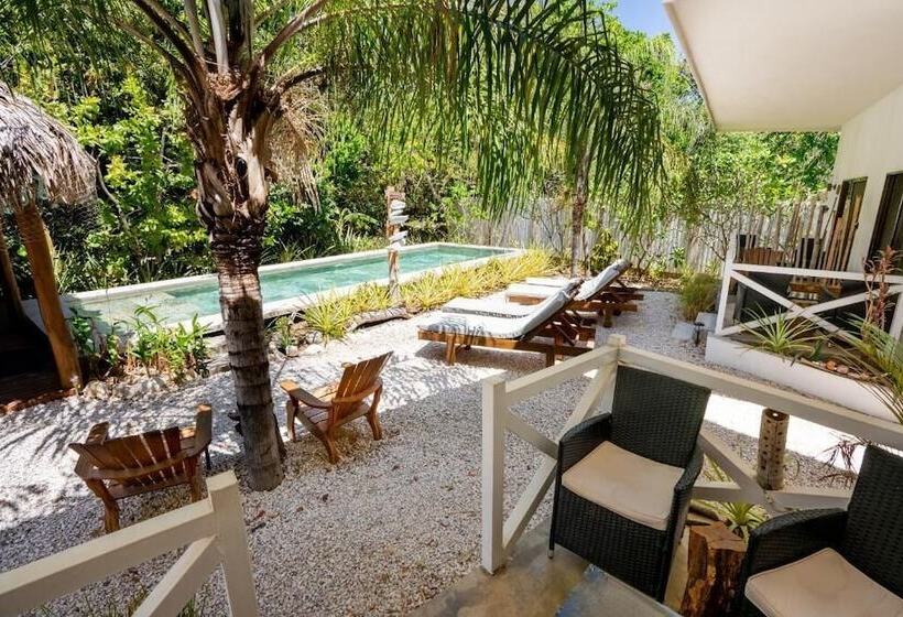 Bed and Breakfast Antema Lodge Secteur Tamarindo, Piscine, Yoga, Gym, Jungle Et Paix