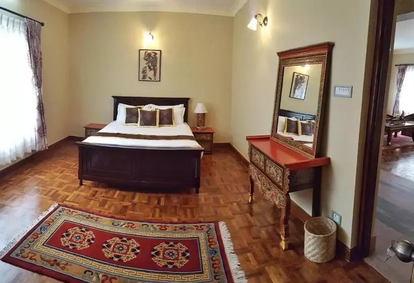 تختخواب و صبحانه Karma Suites