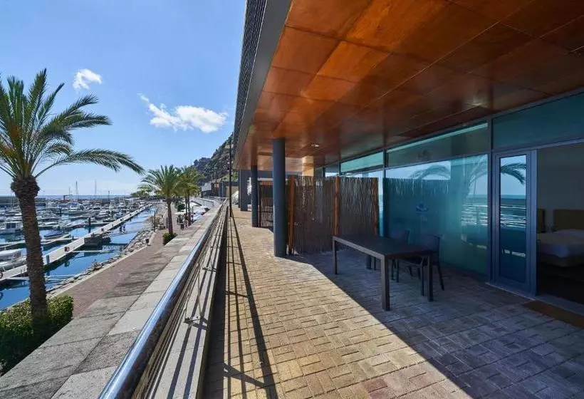 Aamiaismajoitus (B&B) Marina Rooms