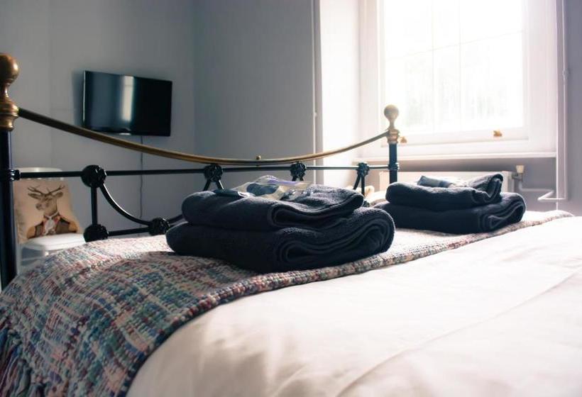 Bed and Breakfast The Old Down Inn