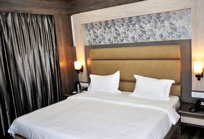 هتل Continental Blue