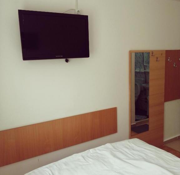 Hôtel Hostel Cppi Nord