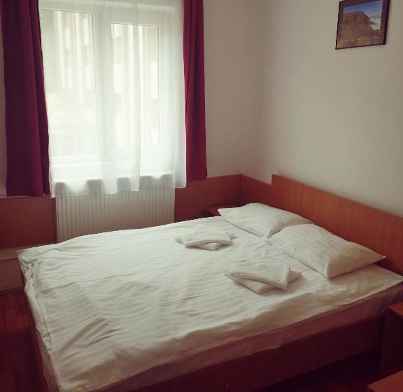 Hôtel Hostel Cppi Nord