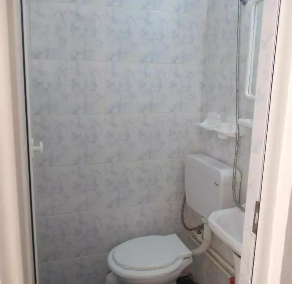 Hotel Hostel Cppi Nord