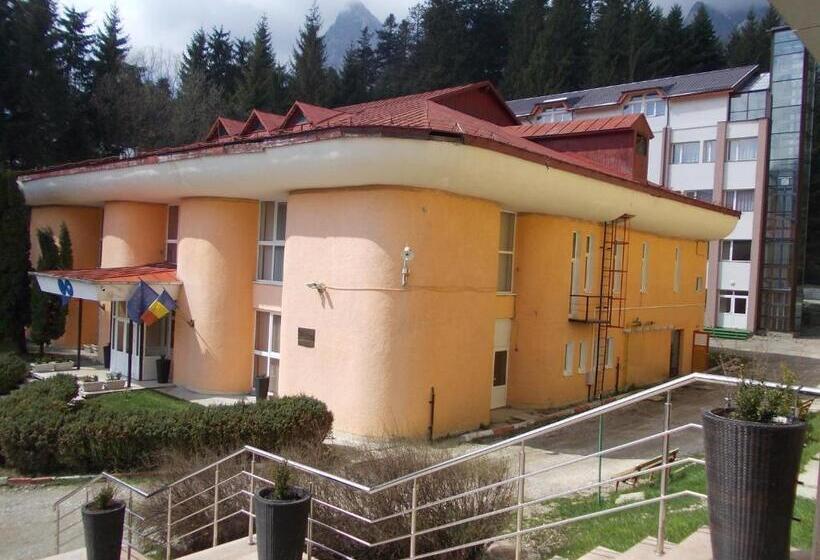 Hôtel Hostel Cppi Nord