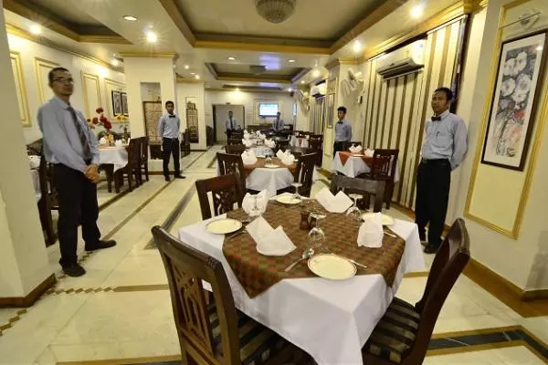 Hôtel Raj Palace