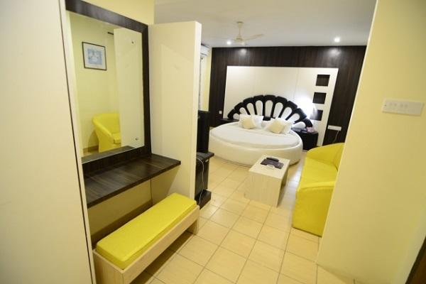 ホテル Raj Palace