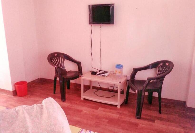 בית מלון כפרי Pines And Peaks