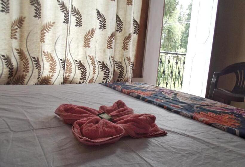 בית מלון כפרי Pines And Peaks