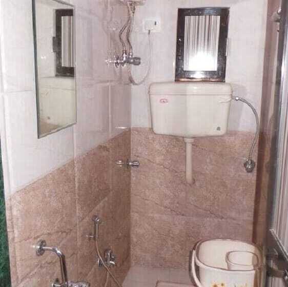 בית מלון כפרי Shadab Palace