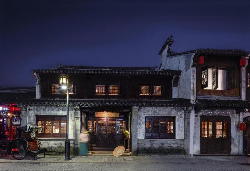 בית מלון כפרי Uin Oriental