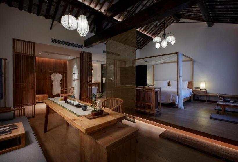 בית מלון כפרי Uin Oriental