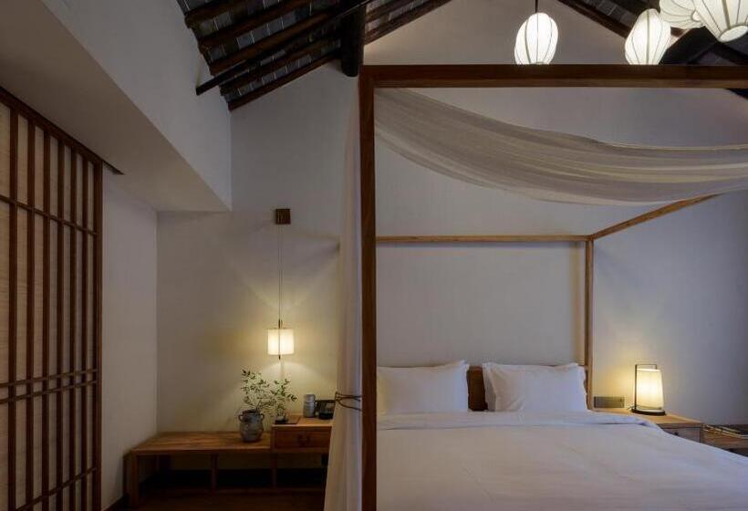 בית מלון כפרי Uin Oriental