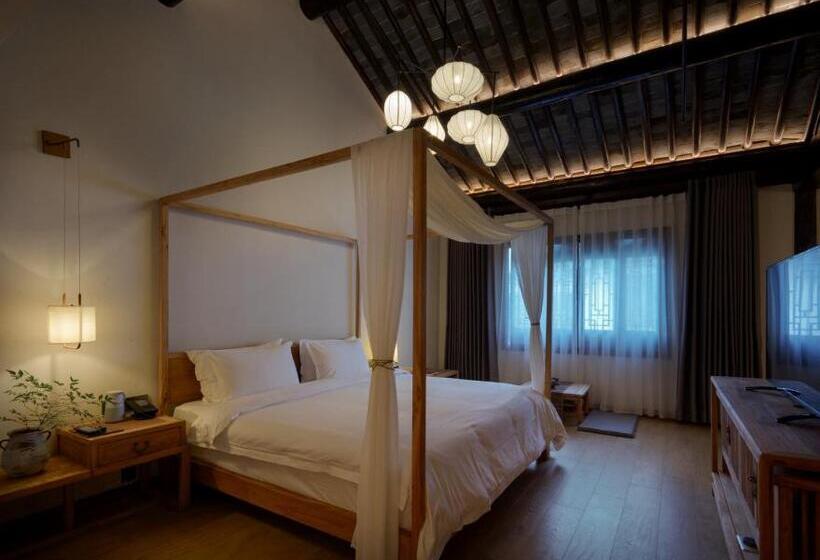 בית מלון כפרי Uin Oriental