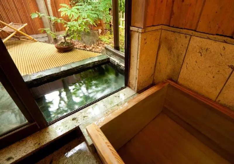 Ryokan Nonohanatei Komurasaki
