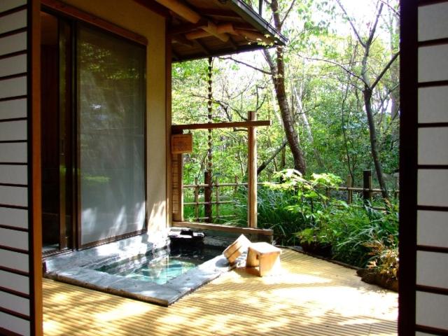 ريوكان Nonohanatei Komurasaki