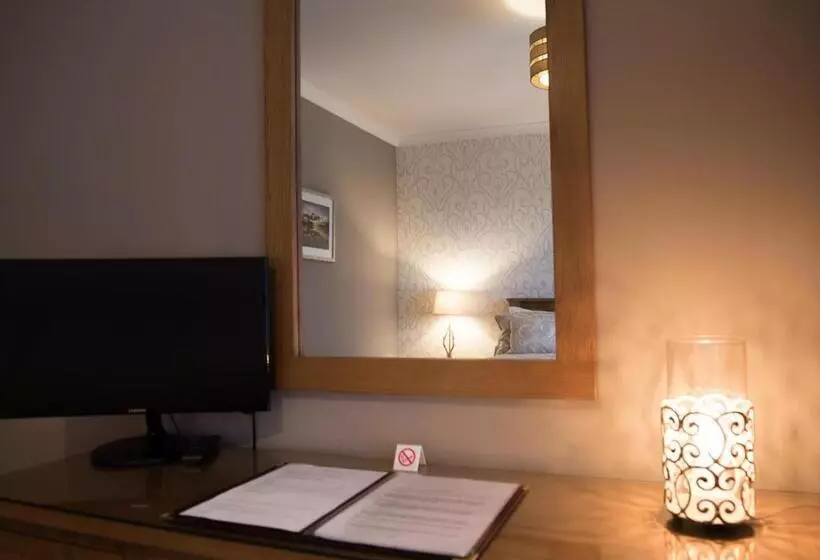 The Roses B&b