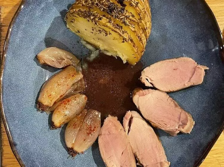 Aamiaismajoitus (B&B) Ainsi De Suites   Chambres & Table D Hôtes   Spa & Massages