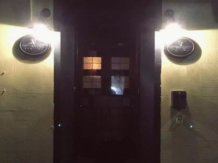 ベッドアンドブレックファースト The Harvest Coaching Inn