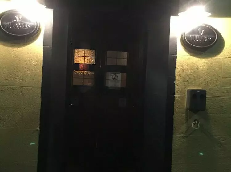 ベッドアンドブレックファースト The Harvest Coaching Inn