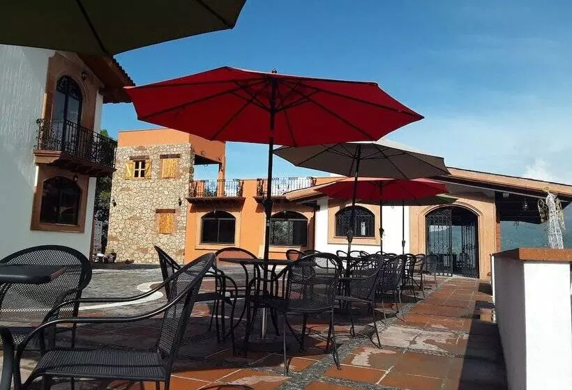 Hotelli & Balneario Los Angeles