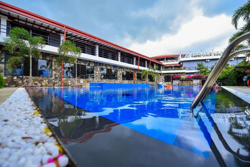 فندق Centauria Wild