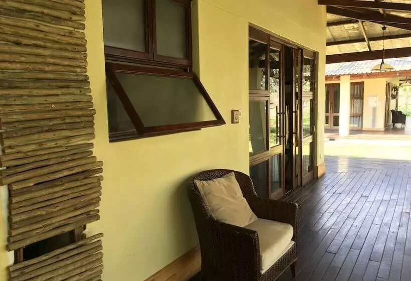 هتل Kondwane Boutique Guest House