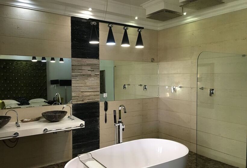 هتل Kondwane Boutique Guest House