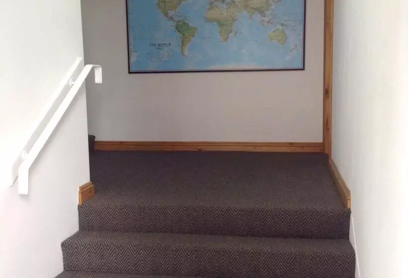 Hotelli The Bear On The Square