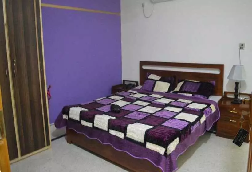 Muzaffarabad View Motel