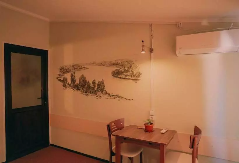 Somoni Hostel