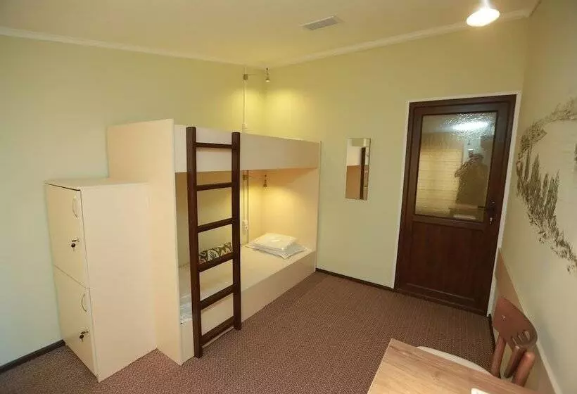 Somoni Hostel