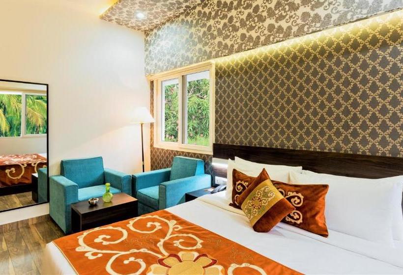 ホテル Summit Hampton