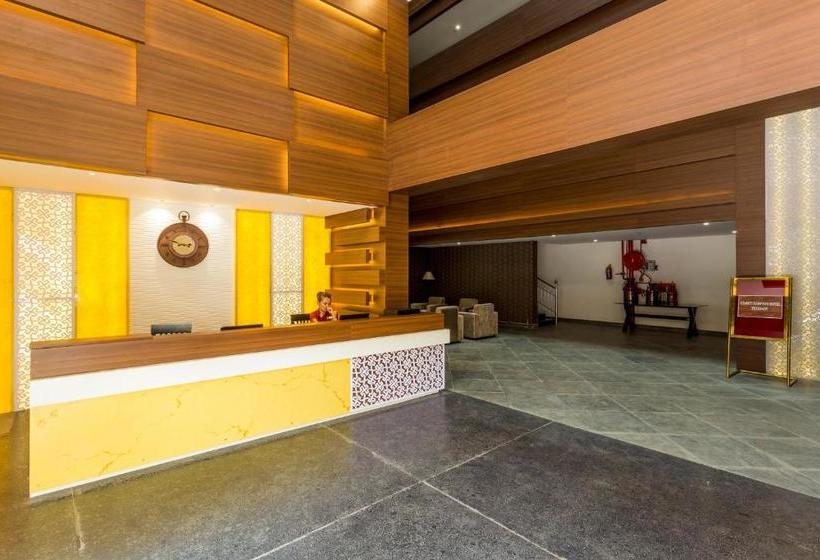 ホテル Summit Hampton